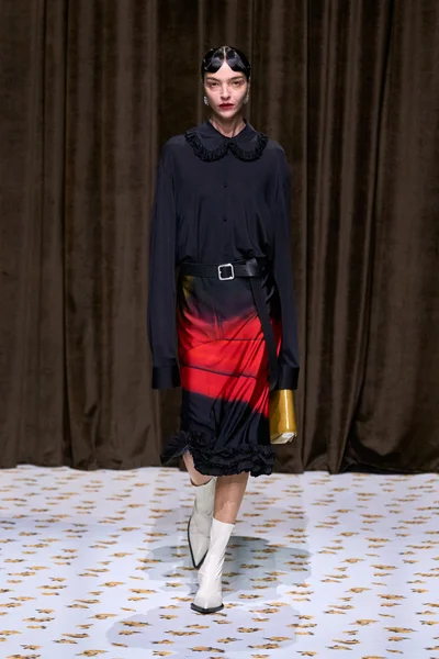 Look 65